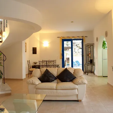 Helios Villa Laerma (Rhodes)